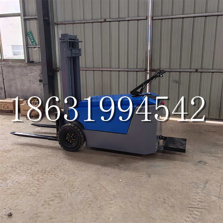 立山区全电动叉车插腿式堆高车液压装卸车1.5吨升高小型站驾式铲车